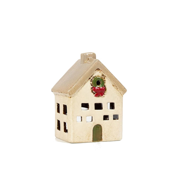 French Country Tea Light Villa with Wreath Cream 9x7x12H | Minimax